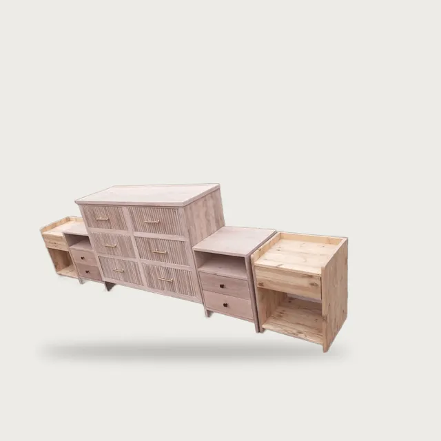 Chest & pedestals set